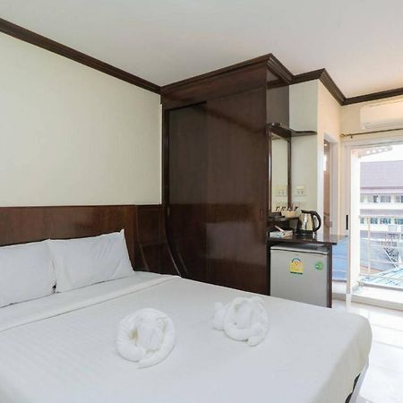 Blueskyhouse Patong Hotel Exterior photo