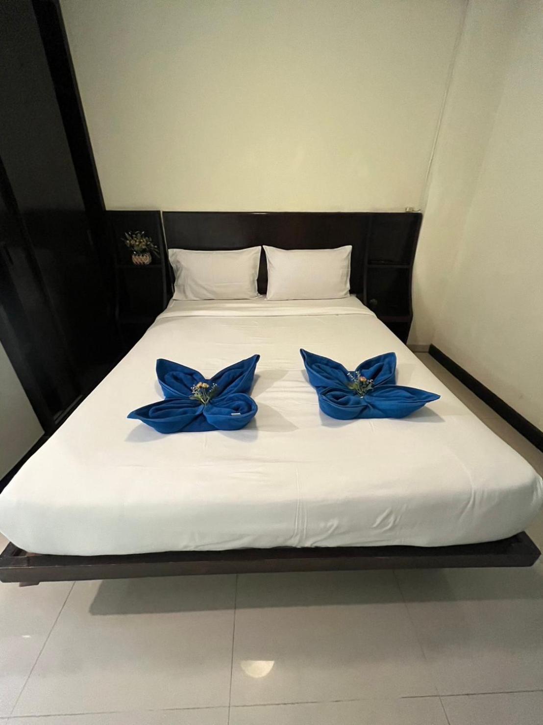 Blueskyhouse Patong Hotel Exterior photo
