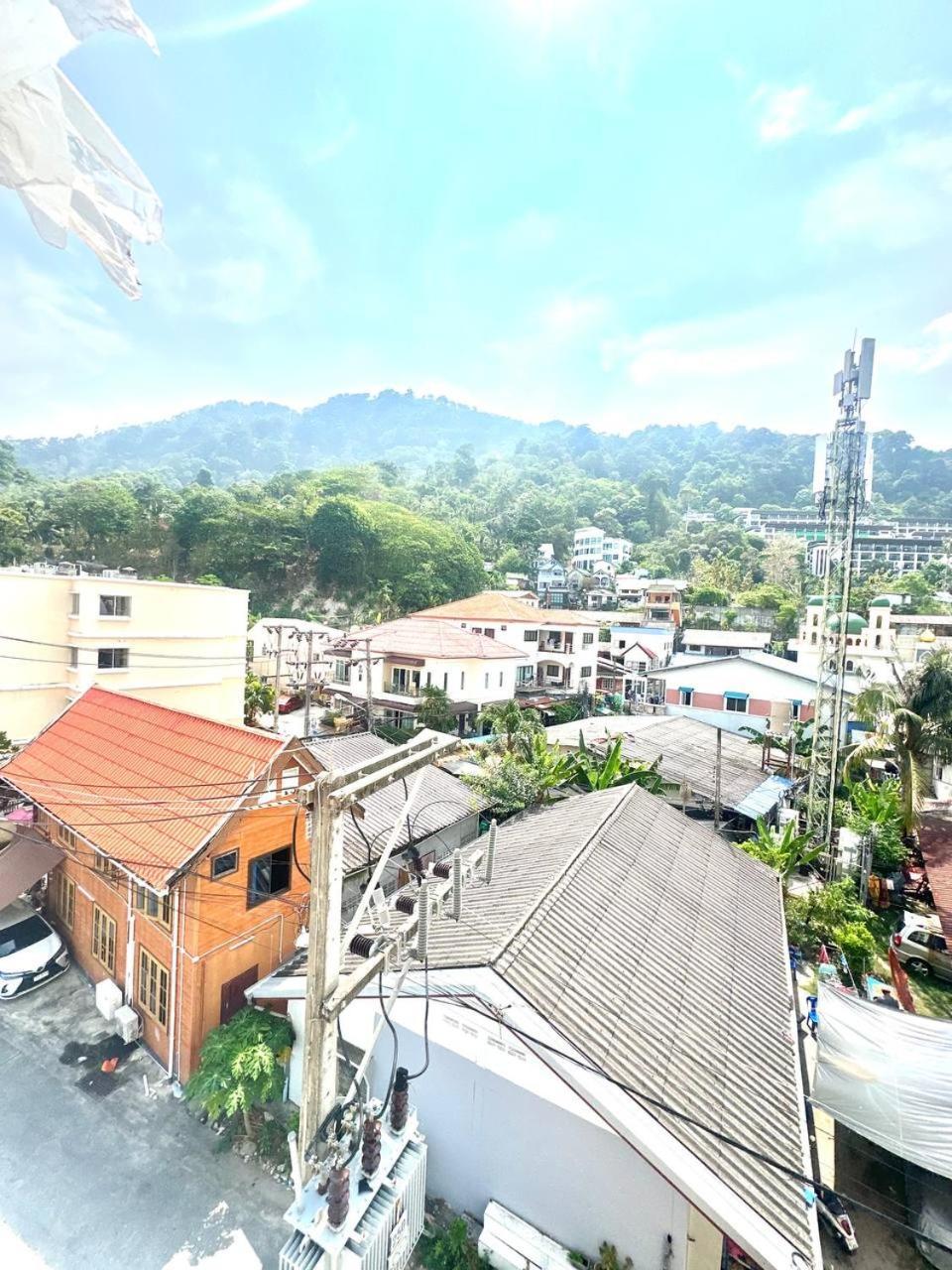 Blueskyhouse Patong Hotel Exterior photo